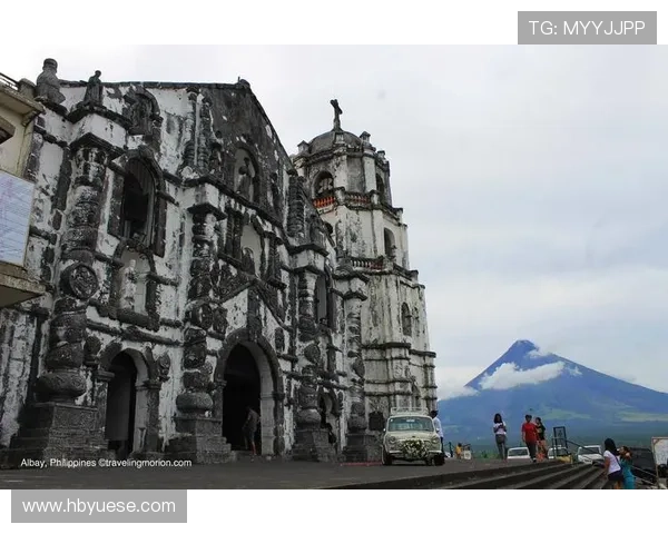 HiroshimaMonAmour_ALoveEtchedinAshesandMemory